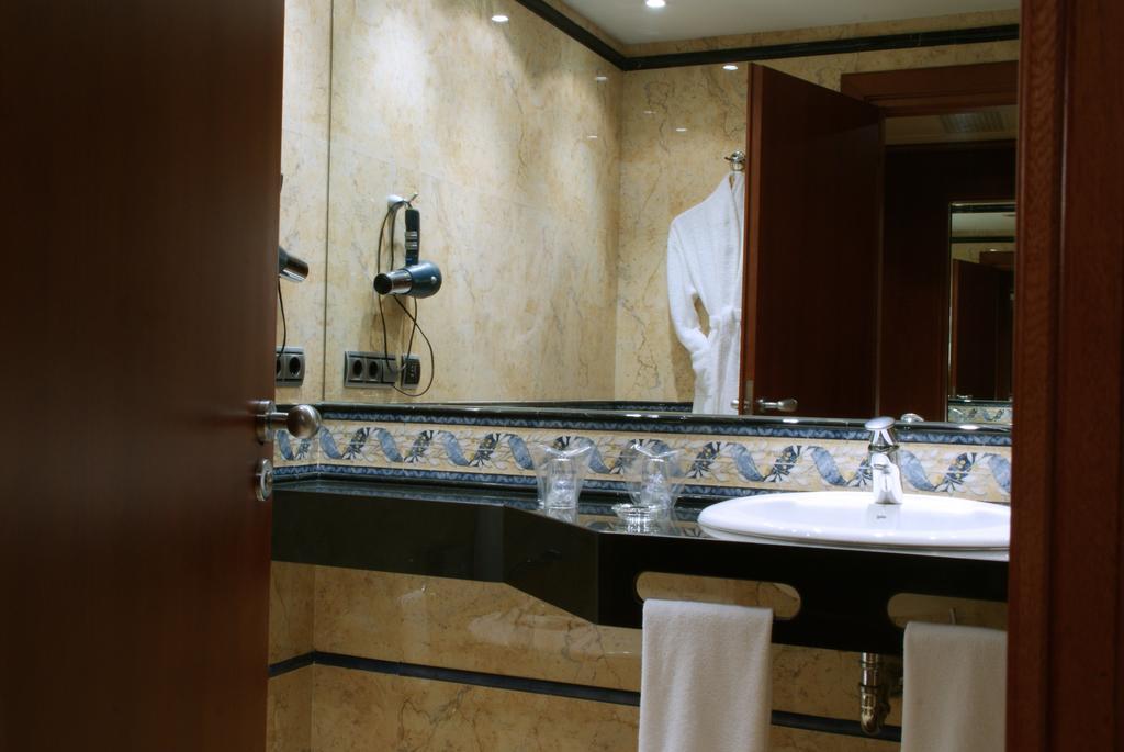 Hotel Amadeus Valladolid Eksteriør billede